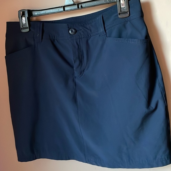 COPY - Eddie Bauer Women's Skort In blue - Picture 2 of 3